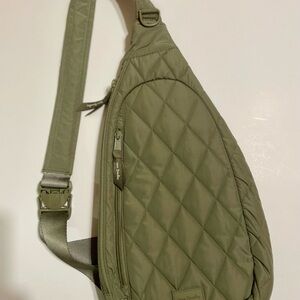 NWOT Vera Bradley Quilted Sling Back Pack. Sage.